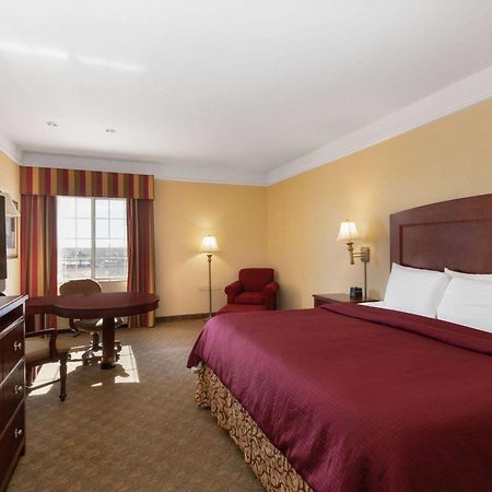 La Quinta By Wyndham Dodge City Kültér fotó