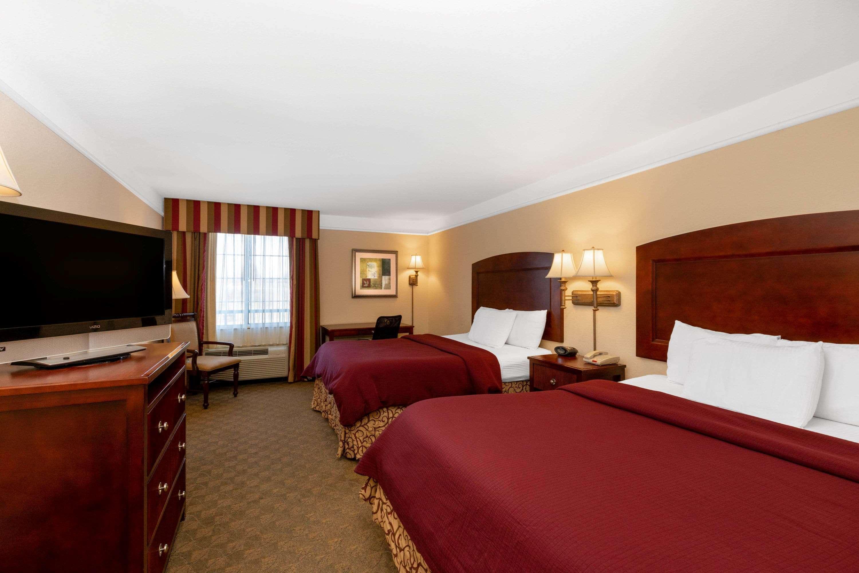 La Quinta By Wyndham Dodge City Kültér fotó