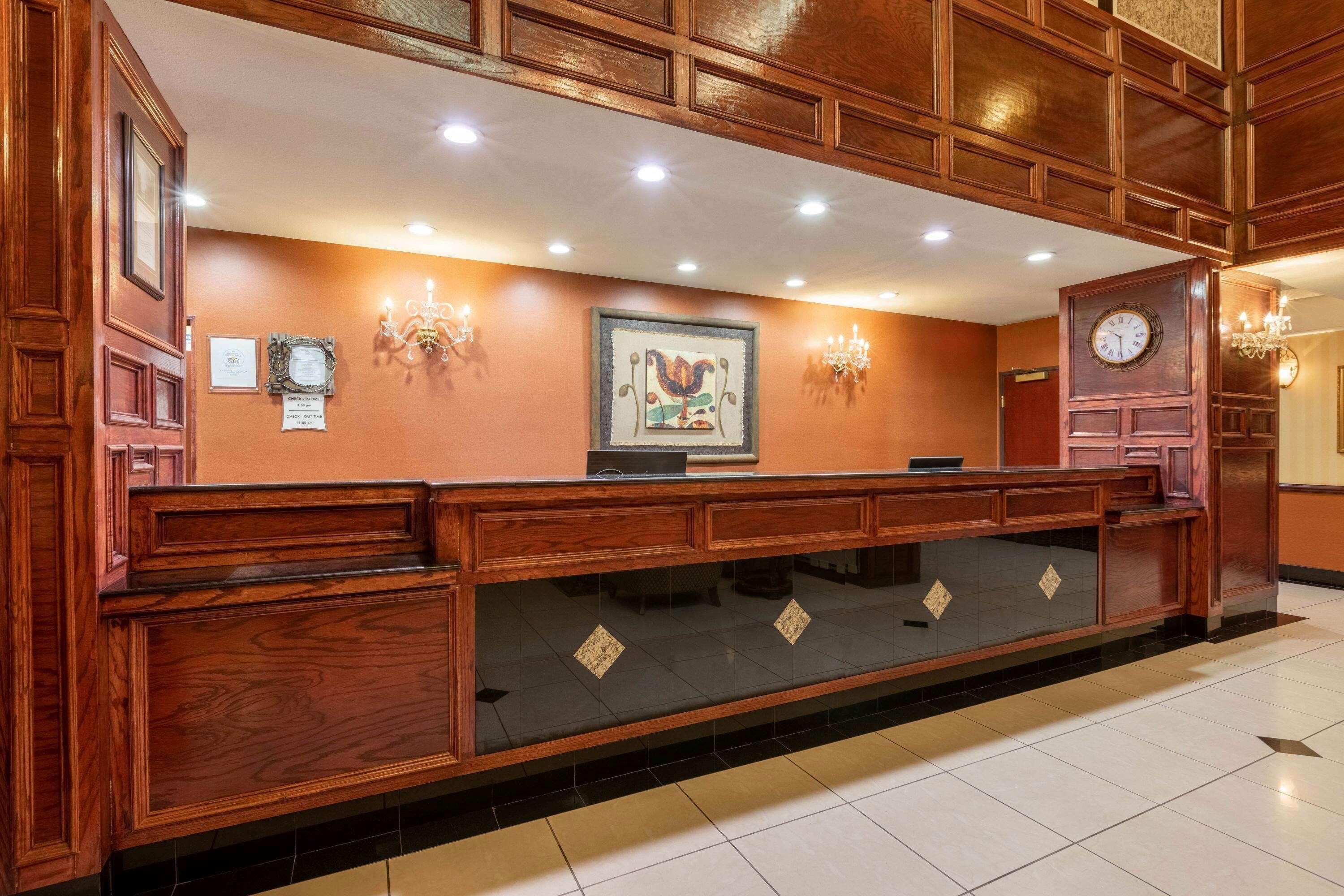 La Quinta By Wyndham Dodge City Kültér fotó