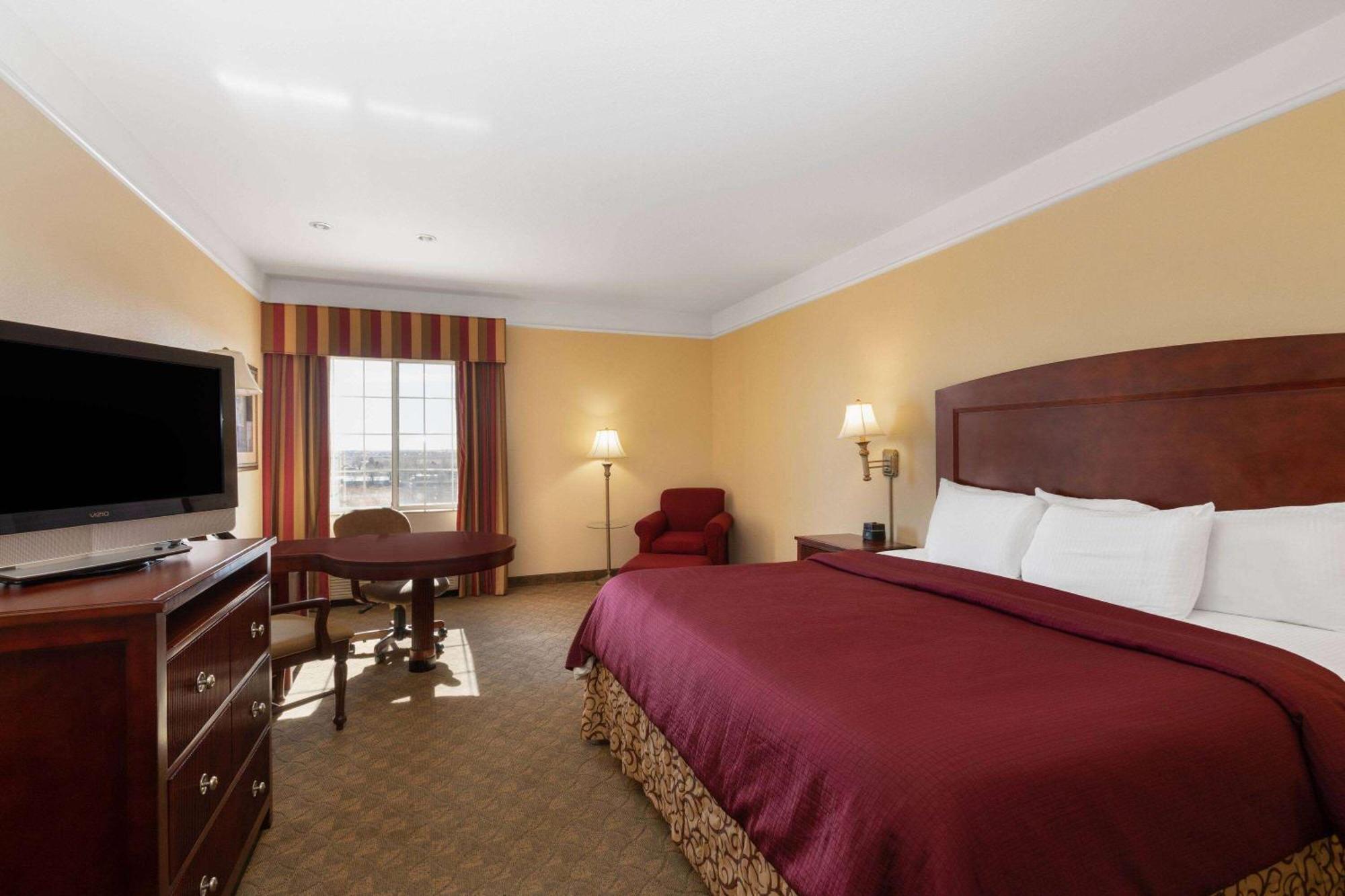 La Quinta By Wyndham Dodge City Kültér fotó